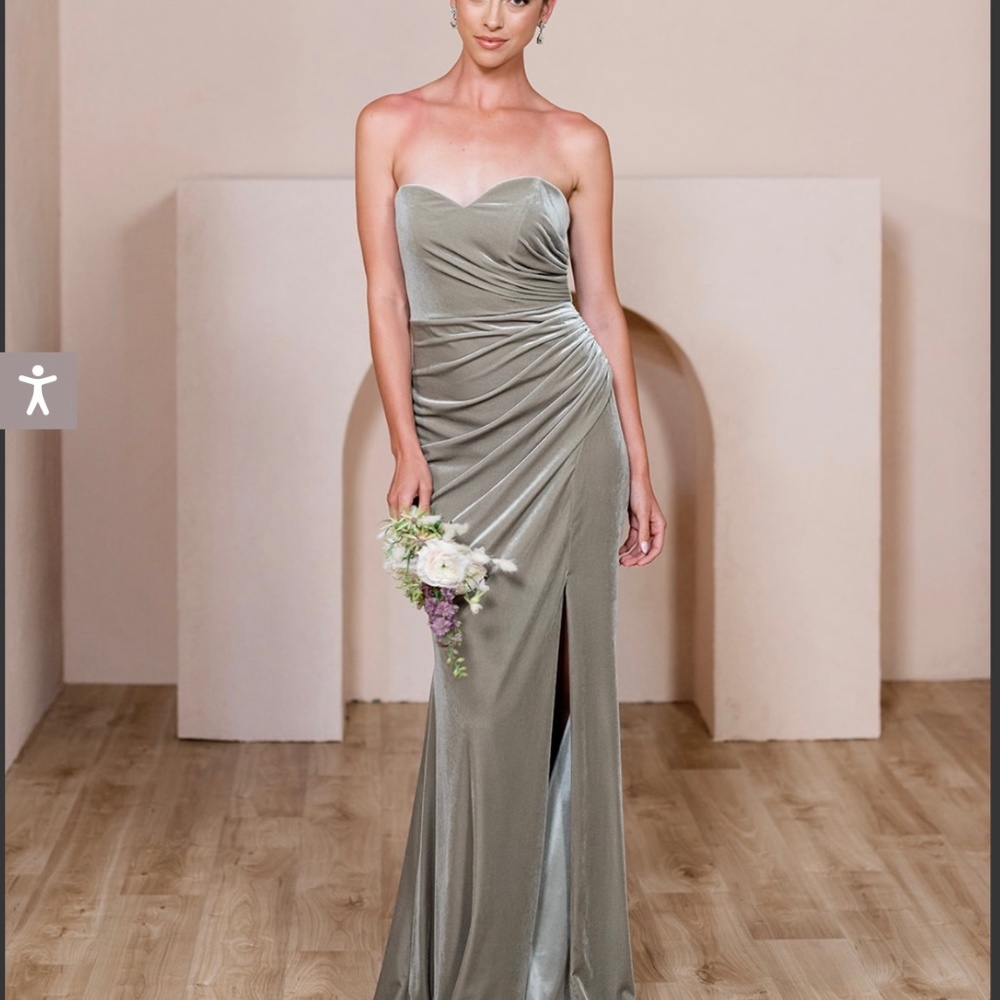 Revelry Bridesmaid Black Velvet Size 4